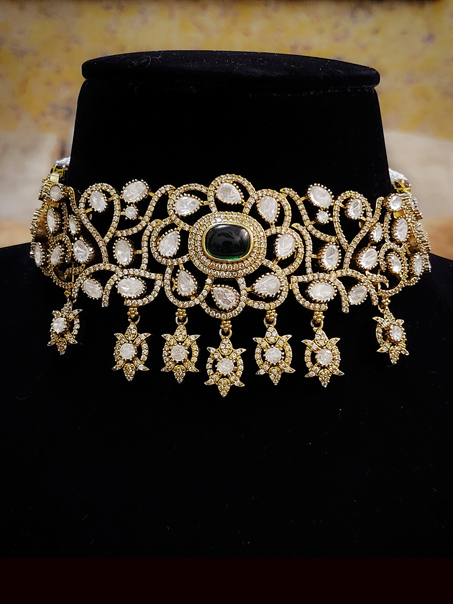 Mehandi polish kundan choker with coloured stone center set