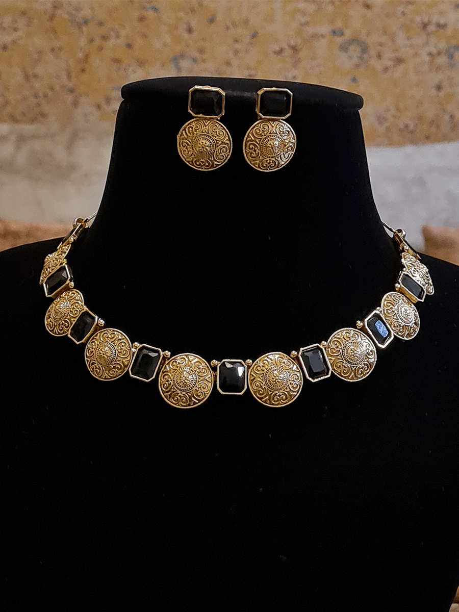 Self design circular tukdies with rectangular stones set - Odara Jewellery