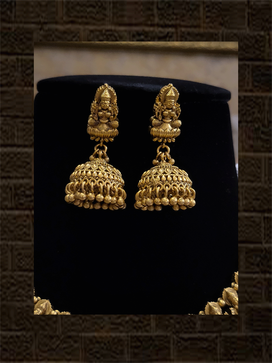 Voylla Abharan White Stones and Pearls Floral Jhumka Earrings : Amazon.in:  Fashion